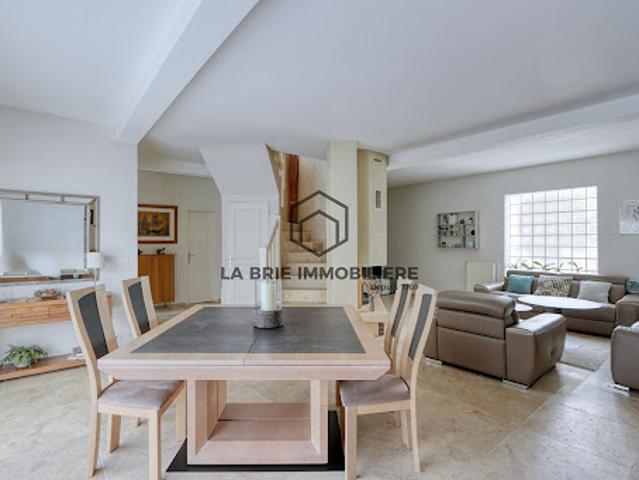 Maison vente à Évry, Quincy-sous-sénart