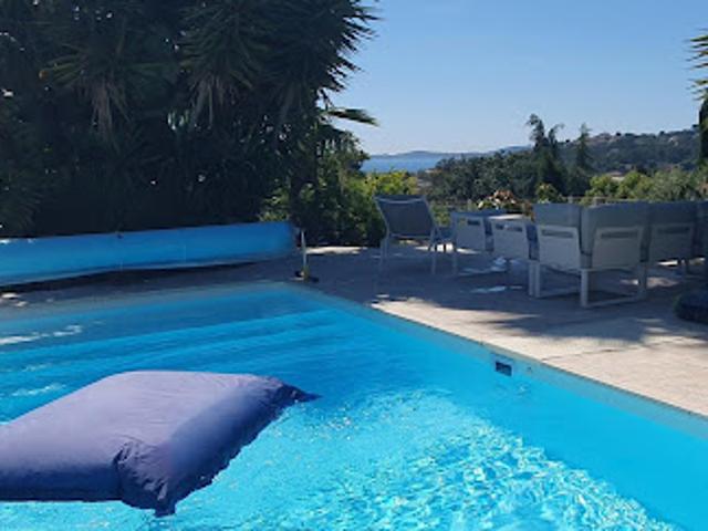 Maison vente à Arrondissement de Toulon, Carqueiranne