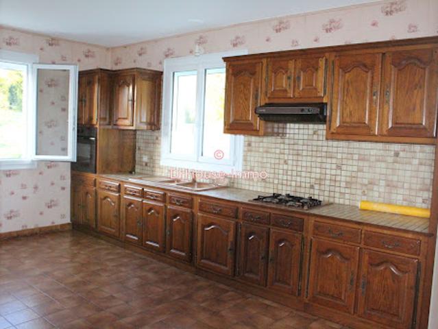 Maison vente à Confolens, Chabanais