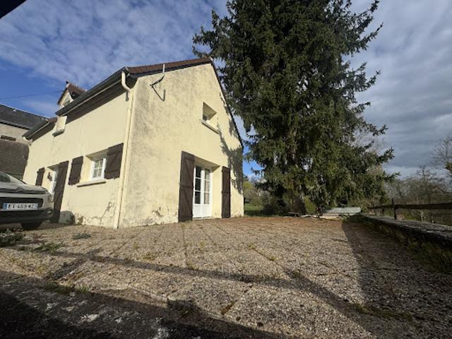 Maison vente à La Cité, Fontgombault