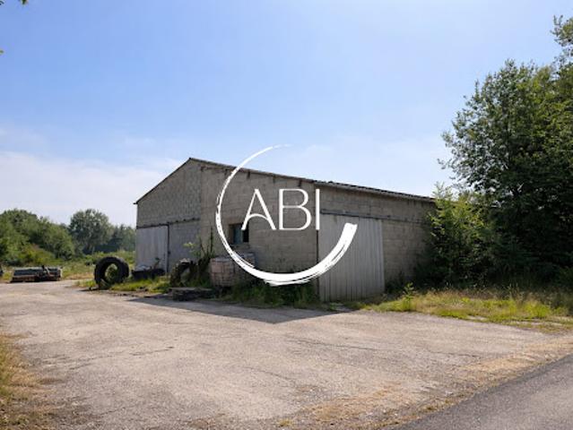 Maison vente à Alençon, Joué-du-bois