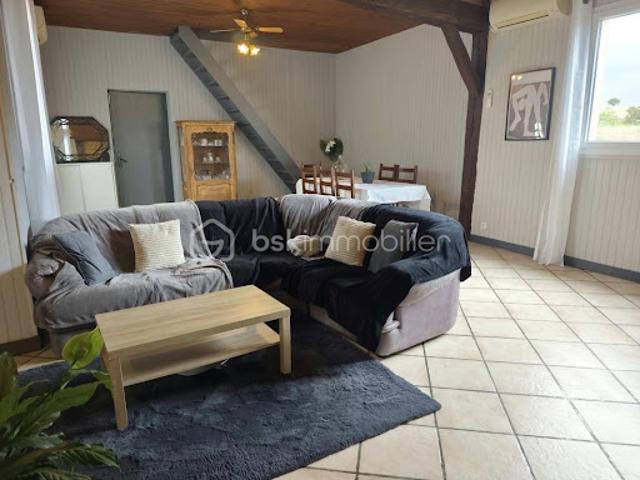 Maison vente à Les Jacins, Pourrain