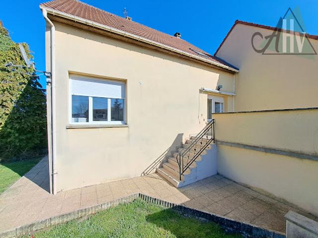 Maison vente à Sens, Fouchères