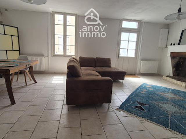Maison vente à Angoulême, La Couronne