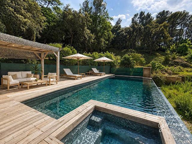 Maison vente à Arrondissement de Toulon, Solliès-toucas