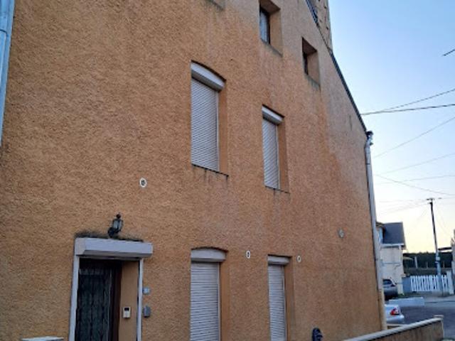 Maison vente à Charleville-Mézières, Vivier-au-court
