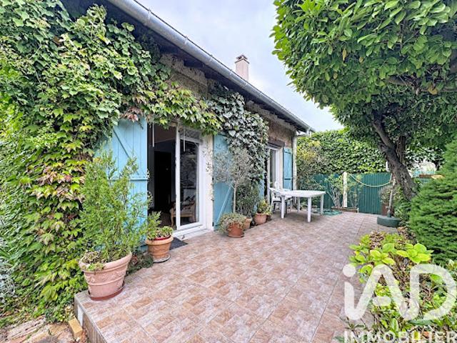 Maison vente à Saint-Germain-en-Laye, Le Mesnil-le-roi