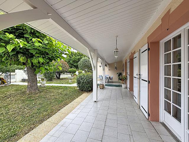 Maison vente à Bordeaux, Carbon-blanc