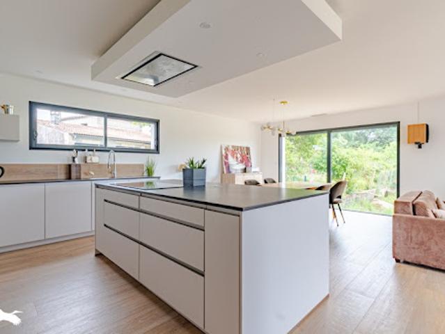 Maison vente à Bordeaux, Beychac-et-caillau