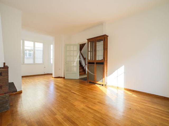 Maison vente à Paris, Île-de-France