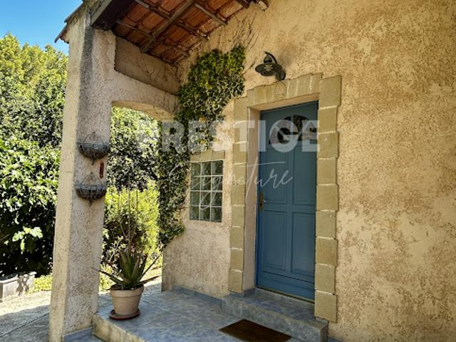 Maison vente à Arrondissement de Toulon, Le Beausset