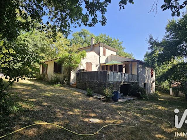 Maison vente à Saintes