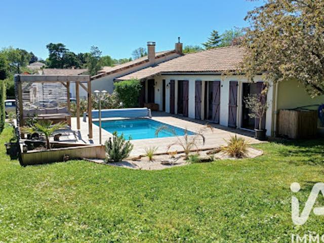 Maison vente à Saintes, Saint-georges-des-coteaux