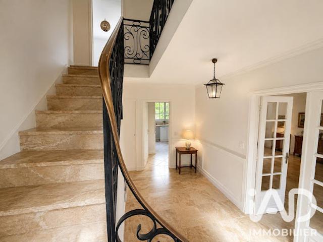 Maison vente à Saint-Germain-en-Laye, Saint-germain-en-laye