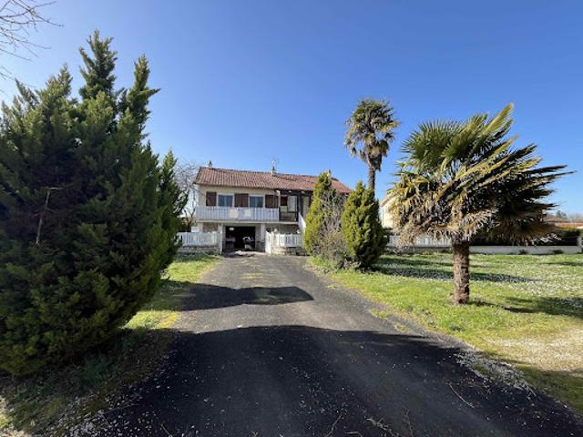 Maison vente à Montmorillon, Mauprévoir