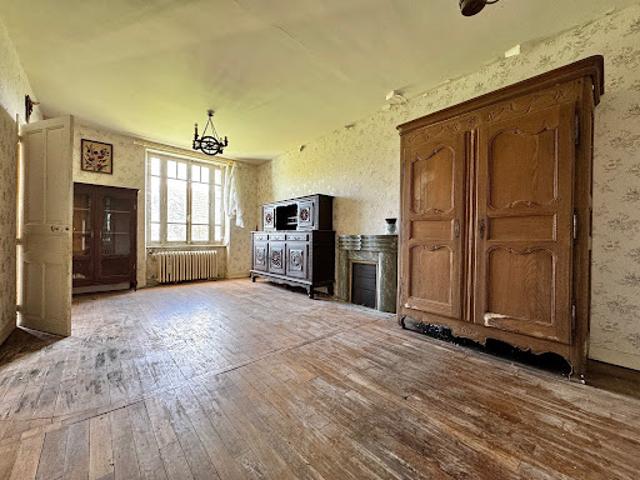 Maison vente à Aubusson, Saint-julien-la-genête