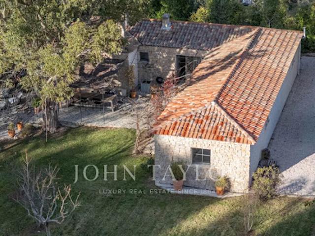 Maison vente à Aix-en-Provence, Vauvenargues