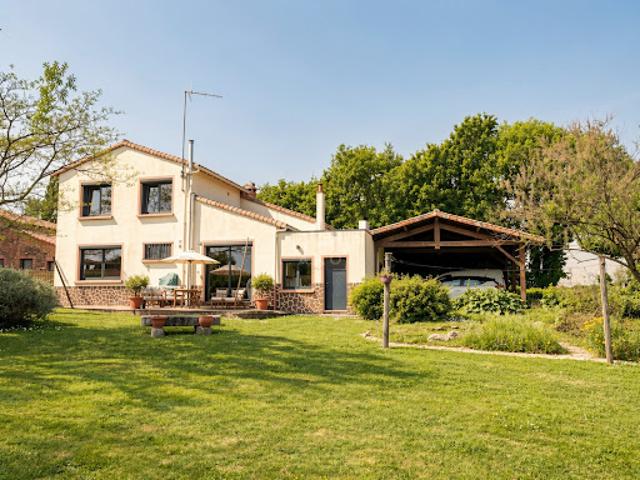Maison vente à La Roche-sur-Yon, Saint-georges-de-montaigu