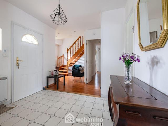 Maison vente à Créteil, Marolles-en-brie