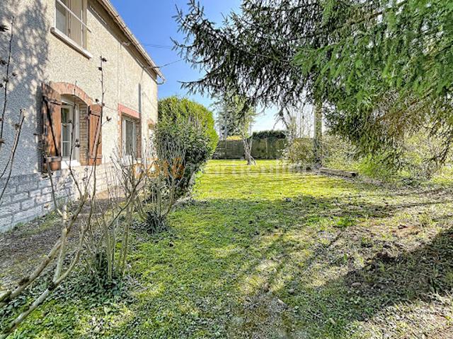 Maison vente à Montargis, Montcresson