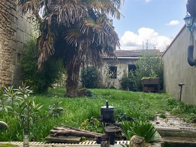Maison vente à Cognac, Châteauneuf-sur-charente