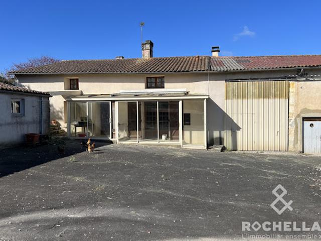 Maison vente à Saint-Jean-d'Angély, Ternant