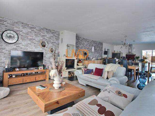 Maison vente à Saintes, Nouvelle-Aquitaine