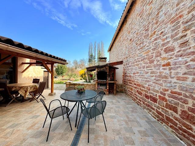 Maison vente à Mâcon, Tournus