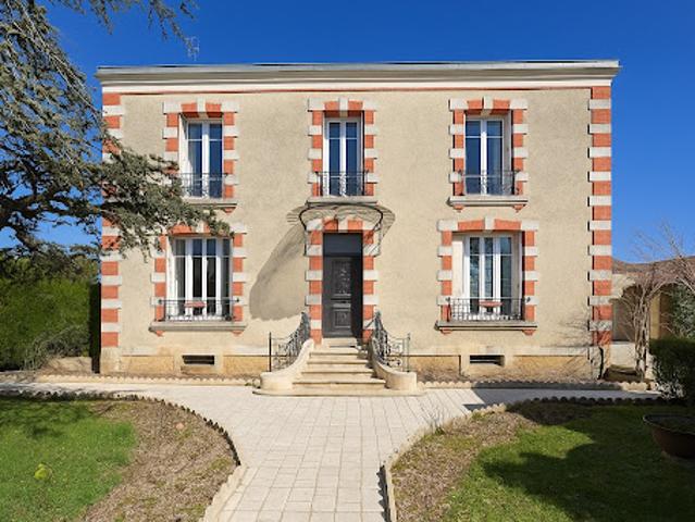 Maison vente à Confolens, Aigre