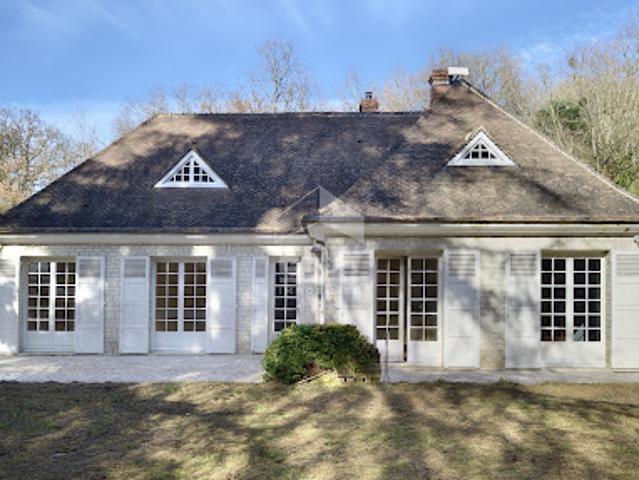 Maison vente à Fontainebleau, Poligny