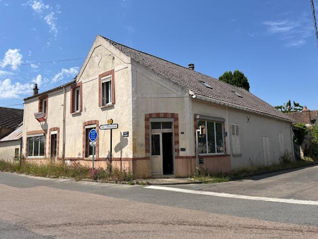 Maison vente à Fontainebleau, Mondreville