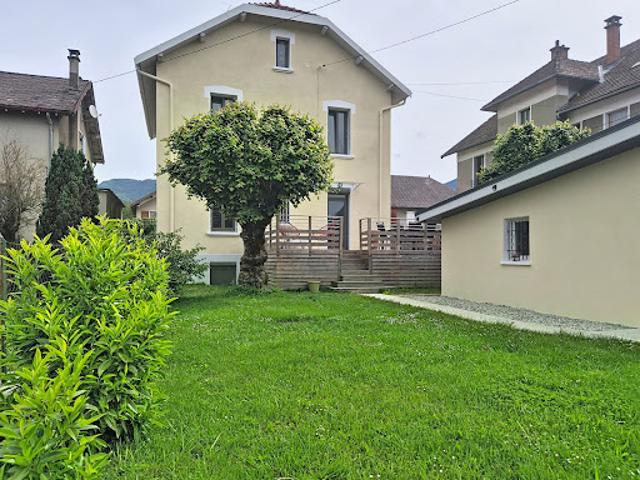 Maison vente à Grenoble, Entre-deux-guiers