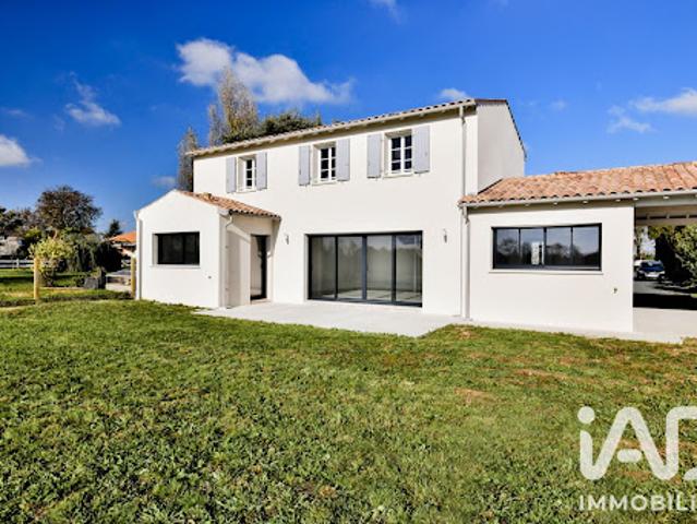 Maison vente à Niort, Magné