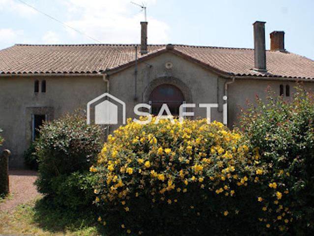 Maison vente à Fontenay-le-Comte, Saint-pierre-du-chemin