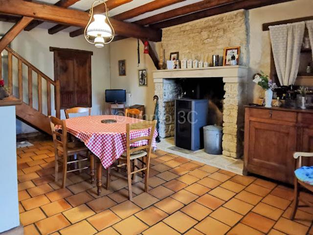 Maison vente à Niort, Sauzé-vaussais