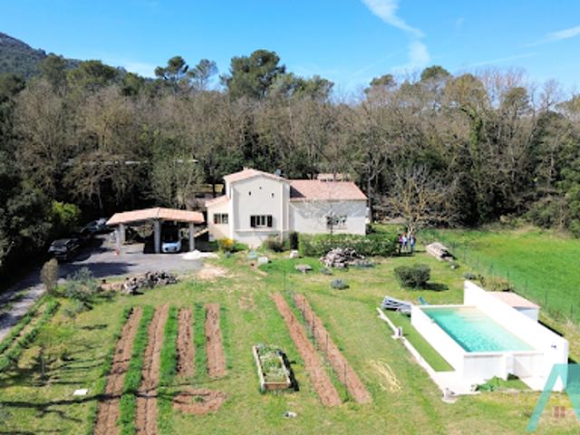 Maison vente à Arrondissement de Toulon, Signes