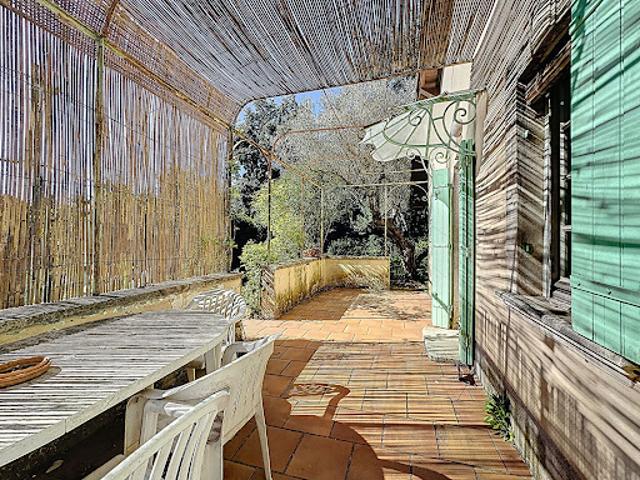 Maison vente à Villeneuve-lès-Avignon, Gard