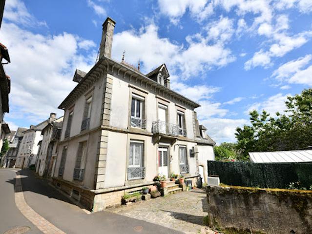 Maison vente à Mauriac, Pleaux