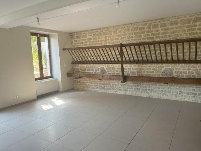 Maison vente à Saint-Jean-d'Angély, Aulnay