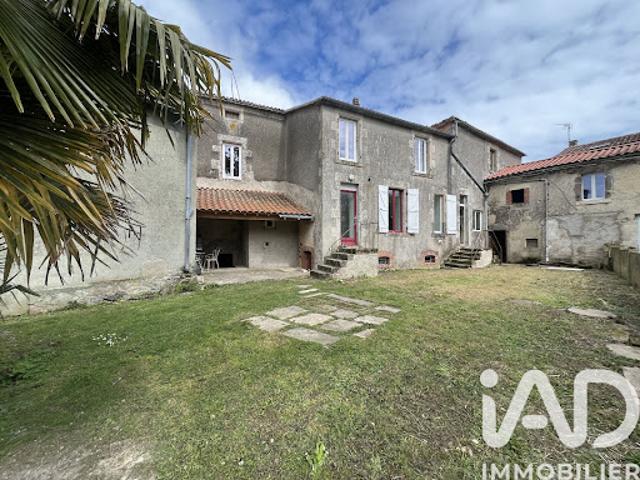 Maison vente à Fontenay-le-Comte, Montournais