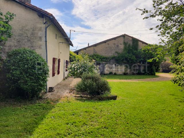 Maison vente à Niort, Sauzé-vaussais