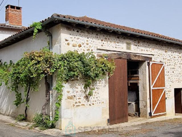 Maison vente à Confolens, Vitrac-saint-vincent