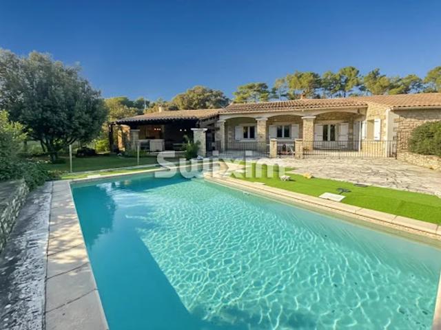 Maison vente à Carpentras, Mornas
