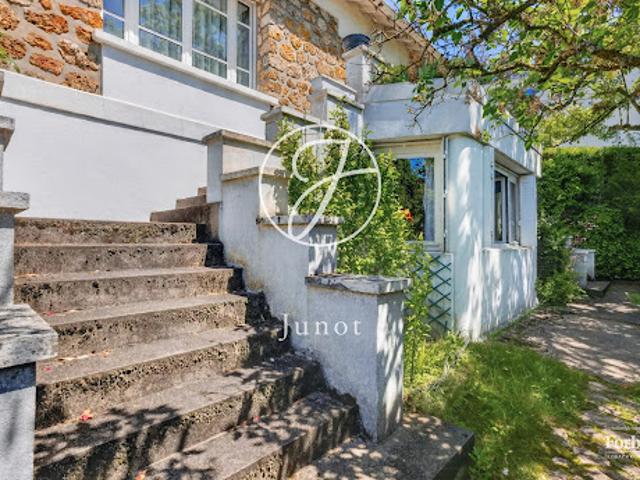 Maison vente à Nanterre, Garches