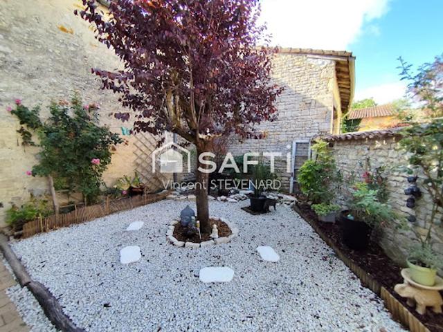 Maison vente à Confolens, Aigre