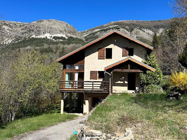 Maison vente à Castellane, Beauvezer