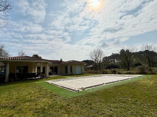 Maison vente à Gastes