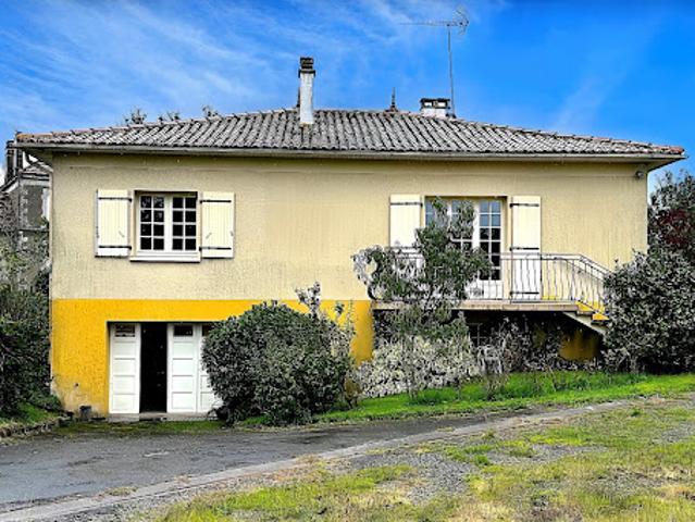 Maison vente à Confolens, Manot