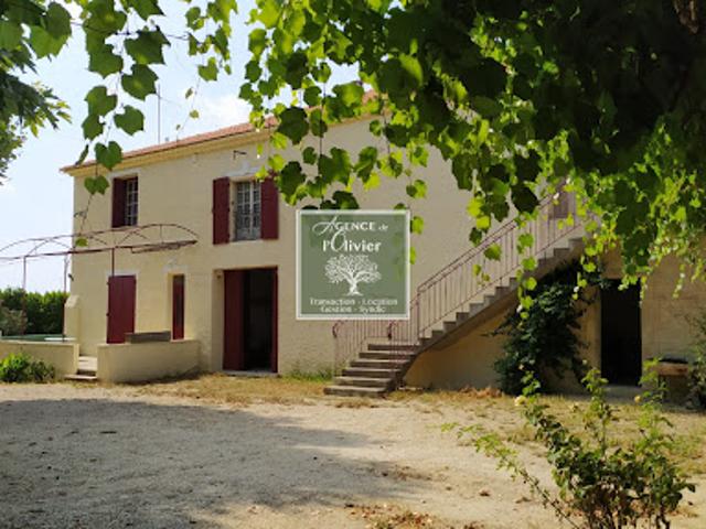 Ferme vente à Arles, Boulbon