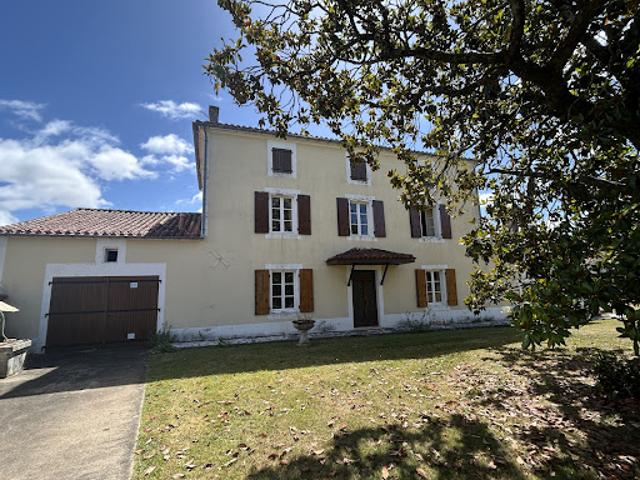 Maison vente à Confolens, Chasseneuil-sur-bonnieure